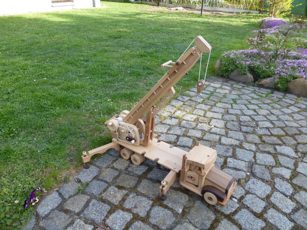 Kranauto fr kleine Baumaschinisten | HolzWerken